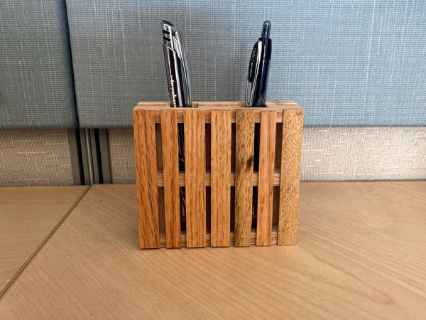 Pallet Pen Holder