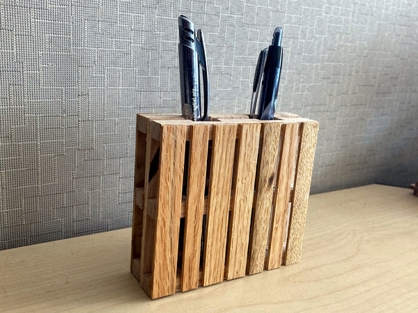 Pallet Pen Holder